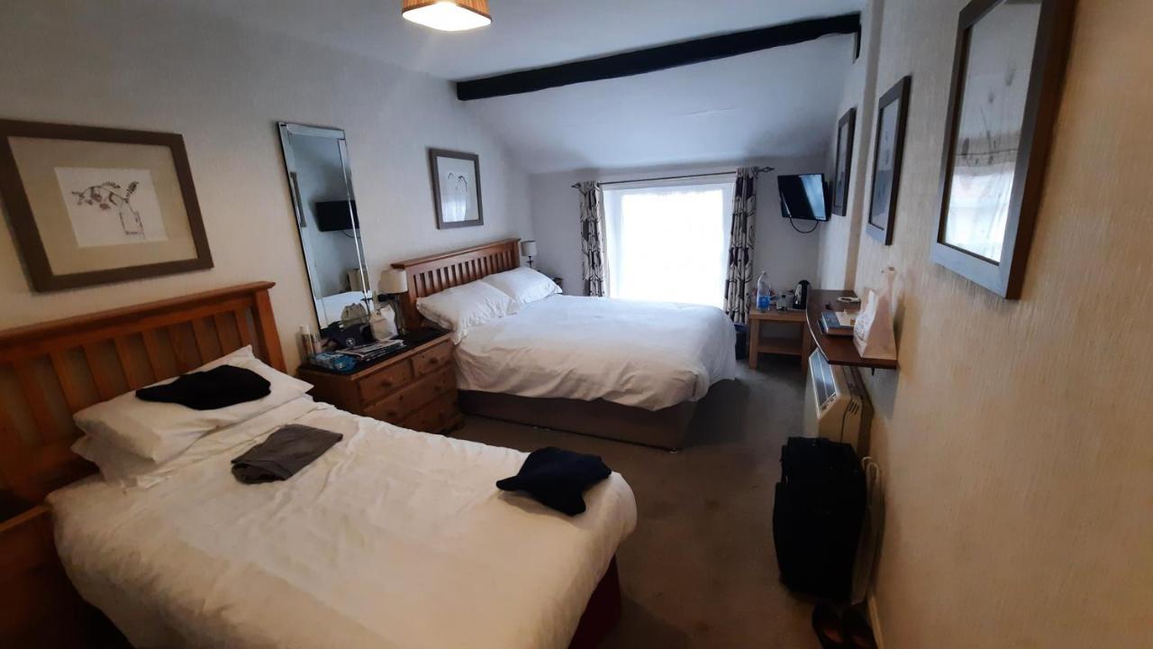 Kings Arms Hotel Хоуксхед Экстерьер фото