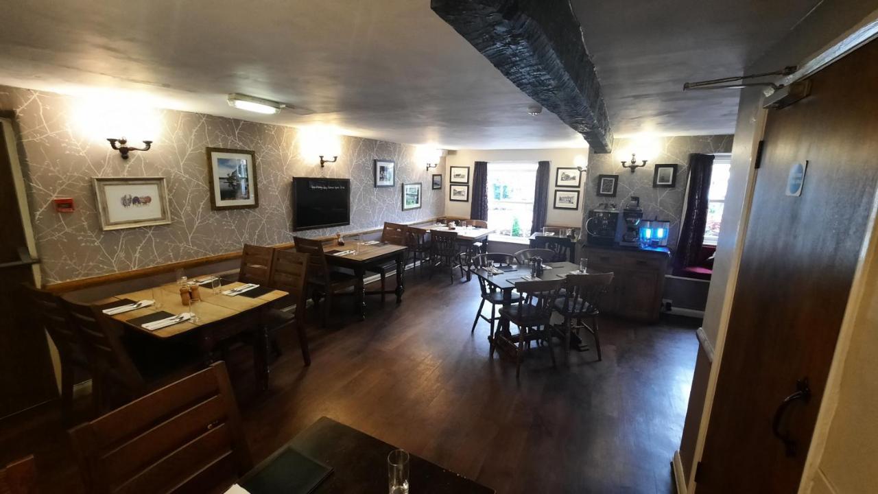 Kings Arms Hotel Хоуксхед Экстерьер фото